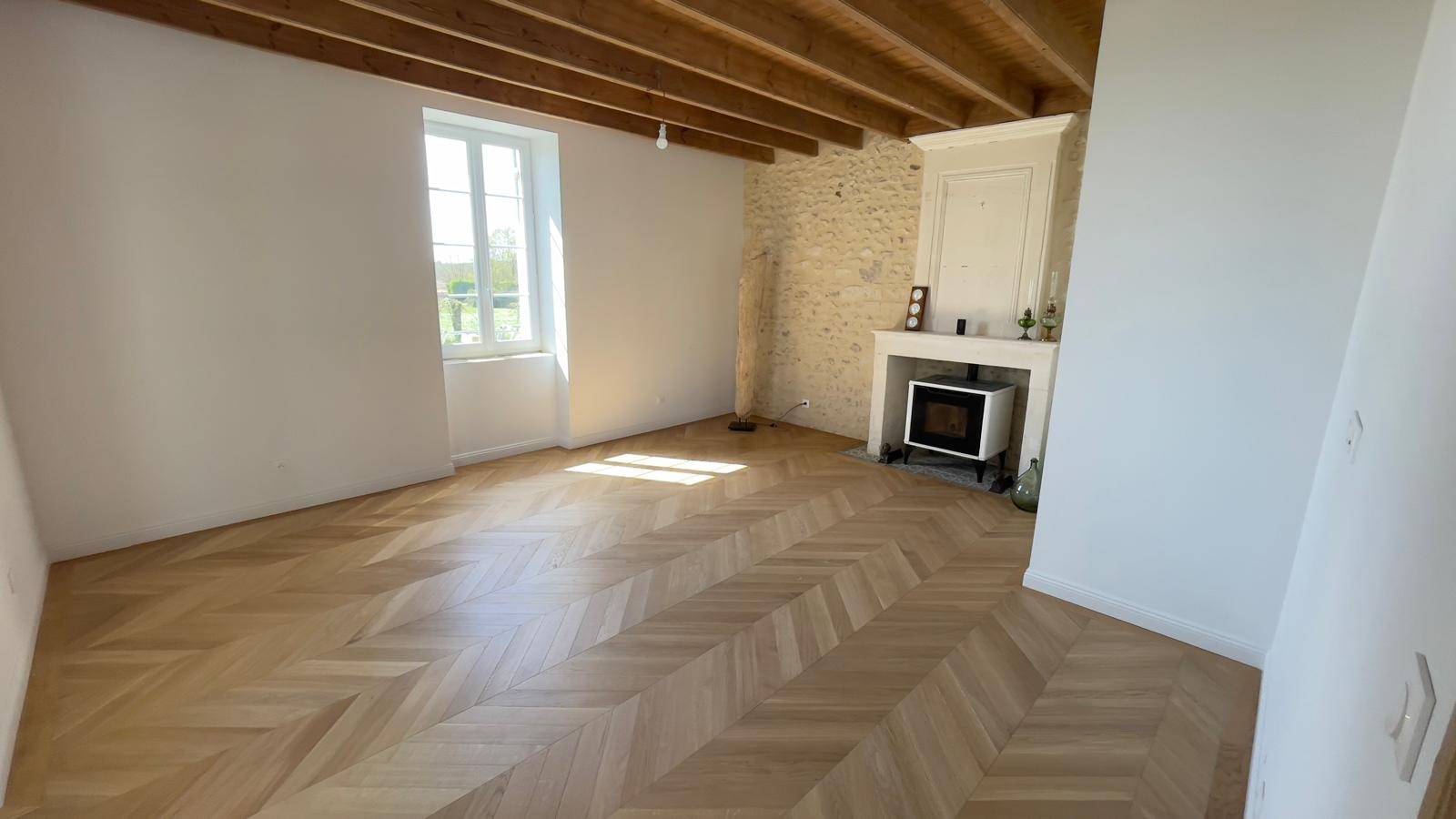 60d5d0e3eee846de8bea46e212269898JPG_67ea8ec144211