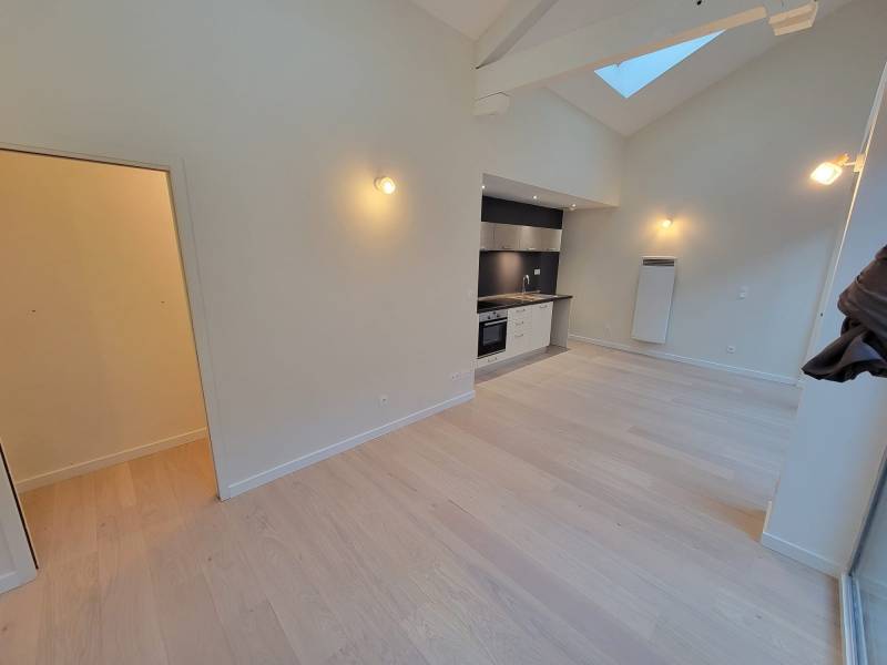 993c2f50cbe4481d988203d9778b4040JPG_67d2a8ef4347b