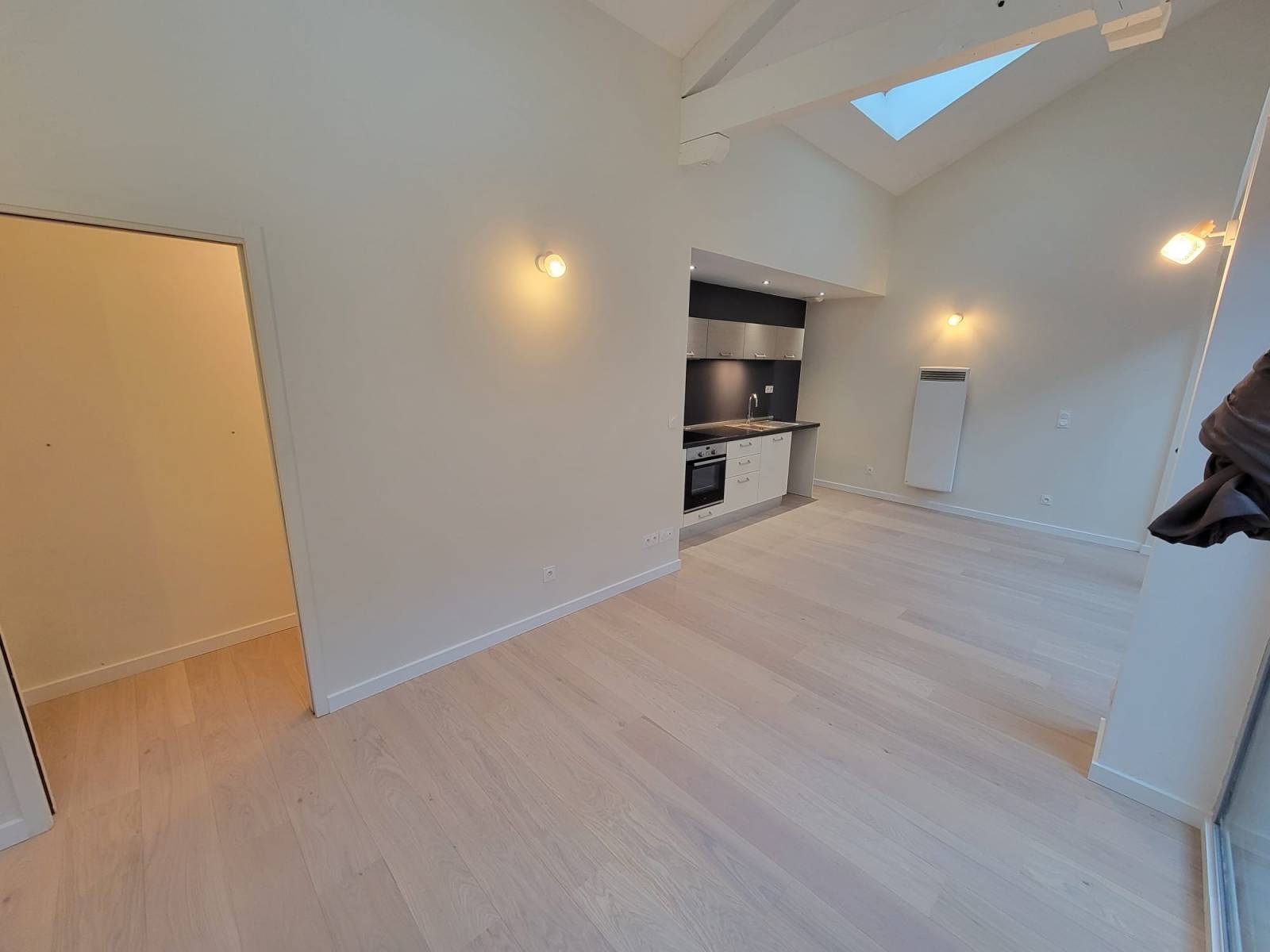 993c2f50cbe4481d988203d9778b4040JPG_67d2a8ef4347b