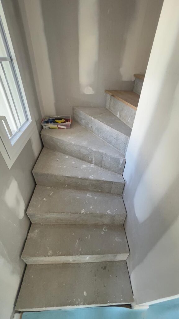 Habillage Escalier en Marche Chêne Massif